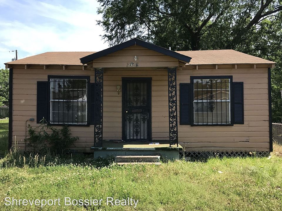 1st image of 3925 Flora Ave