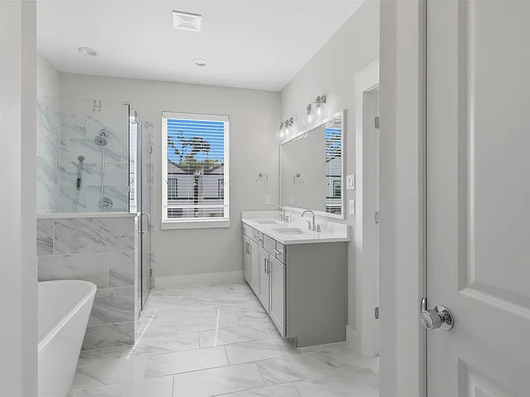 5305 Donovan Gardens Ln — Photo 12