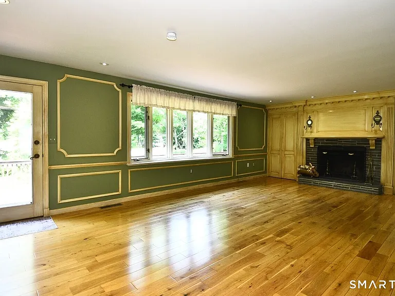 1 Romindon Ct — Photo 12