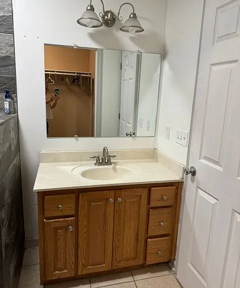 Master Bathroom Vanity