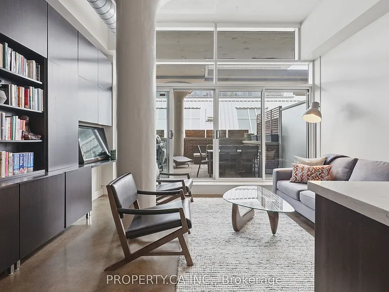 233 Carlaw Ave #325 — Photo 9