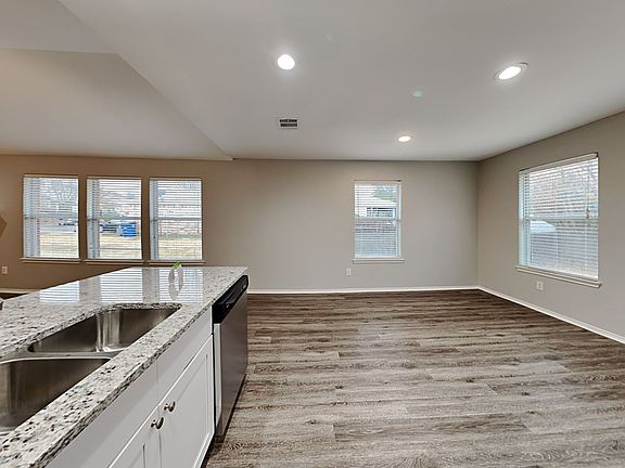 5th image of 6827 Clark Vista Dr