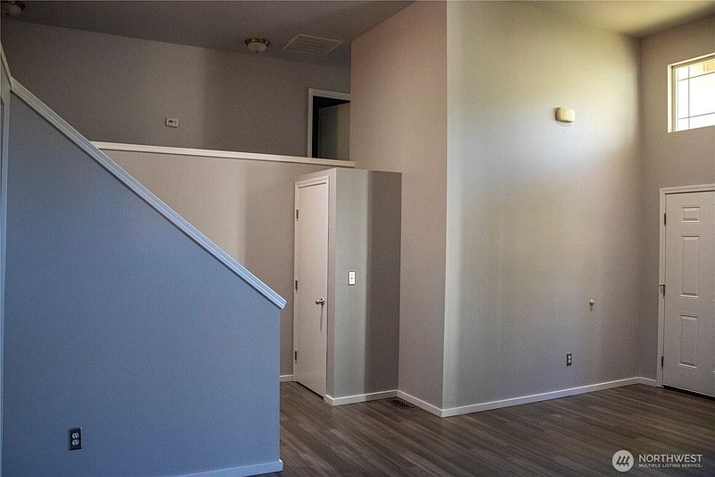 4th image of 15721 26 Avenue W #16