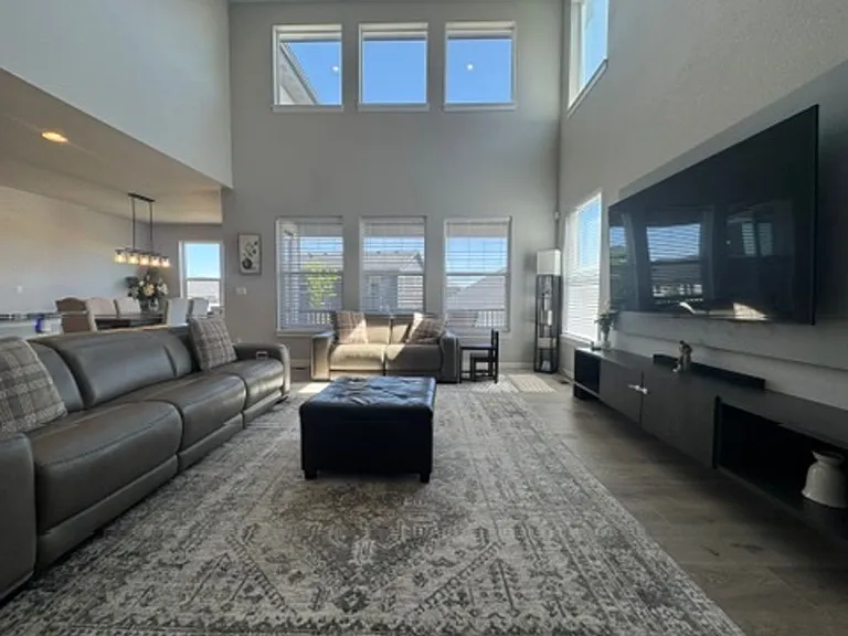 7983 Pennydale Dr — Photo 10