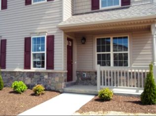 115 High Pointe Dr, Spring Grove, PA 17362