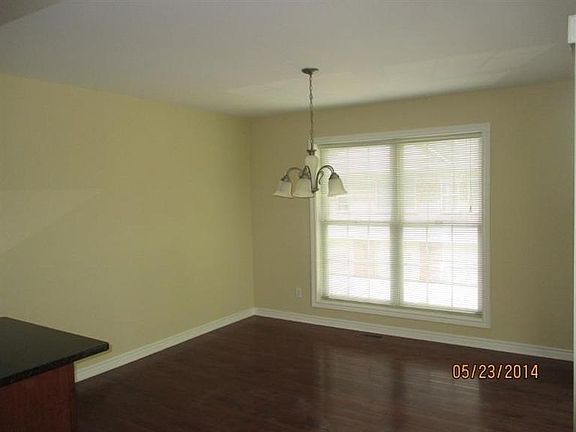2nd image of 5605 Hampshire Ln