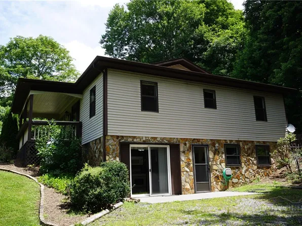 116 Brandiwood Estates Drive, West Jefferson, NC 28694