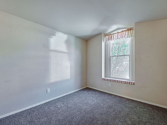 4th image of 888 N Cole Dr