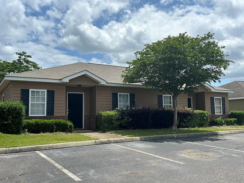 410 Elm St #8A