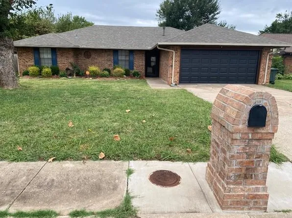 1318 W Gemini Rd, Edmond, OK 73003