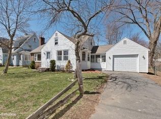 1520 Westfield St, West Springfield, MA 01089