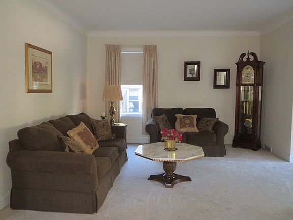 2nd image of 1038 Forest Hill St