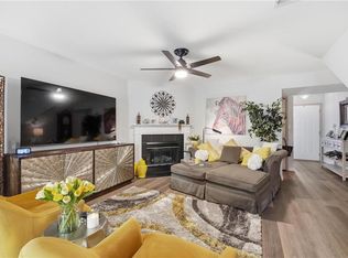 3525 NE Austin Dr, Lees Summit, MO 64064