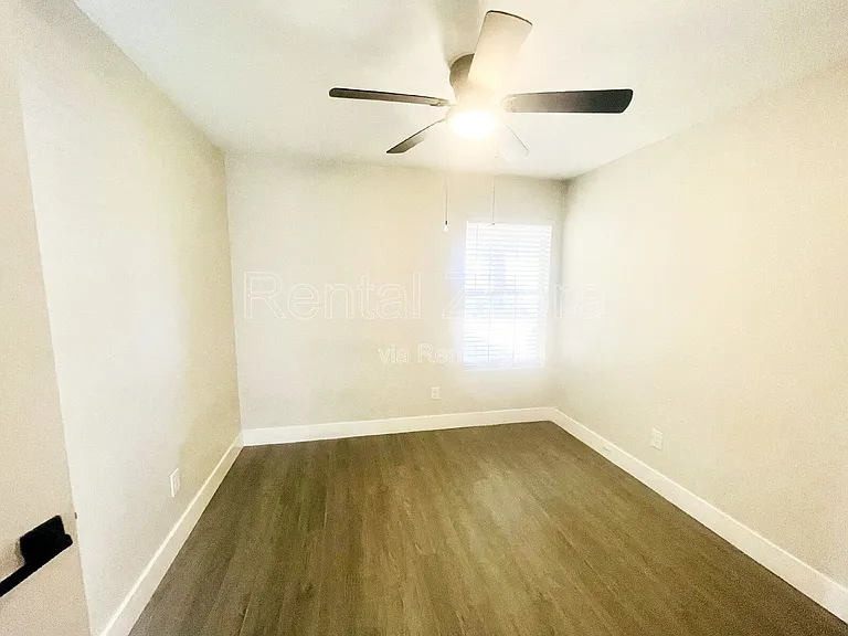423 El Portal Ct — Photo 18