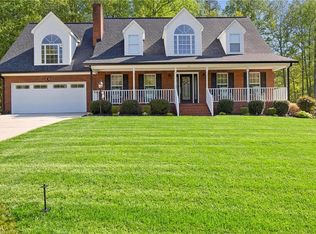 212 Grove Park Ln, Lexington, NC 27295