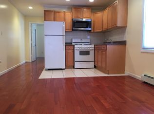 72 Hutton St, Jersey City, NJ 07307