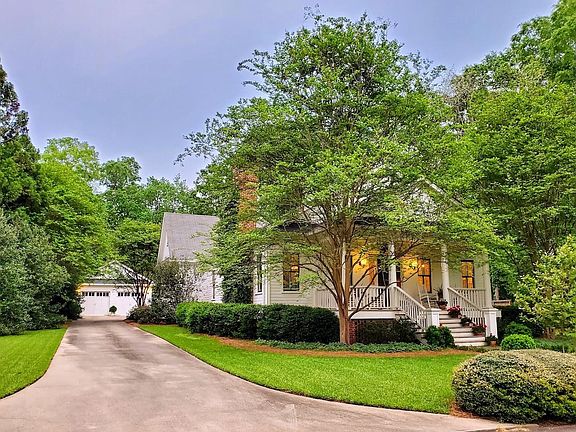 3rd image of 763 Hunter St