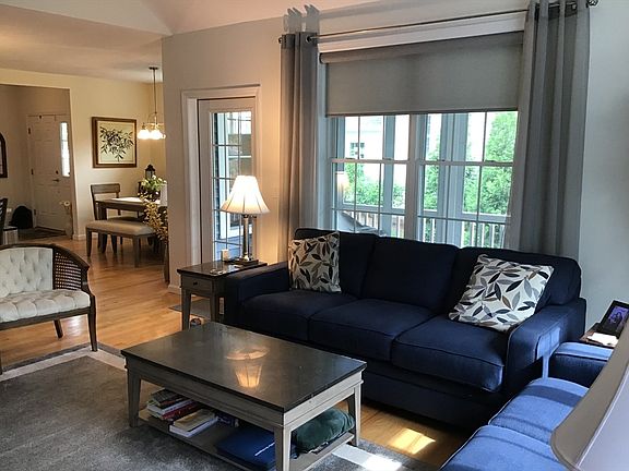 5th image of 27 Mariners Way #27