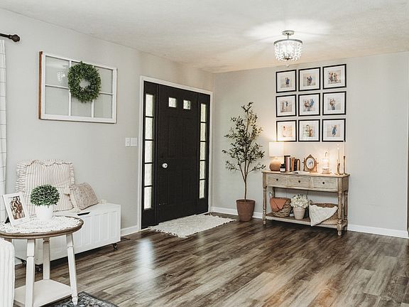 4th image of 651 Oak Shadow Dr