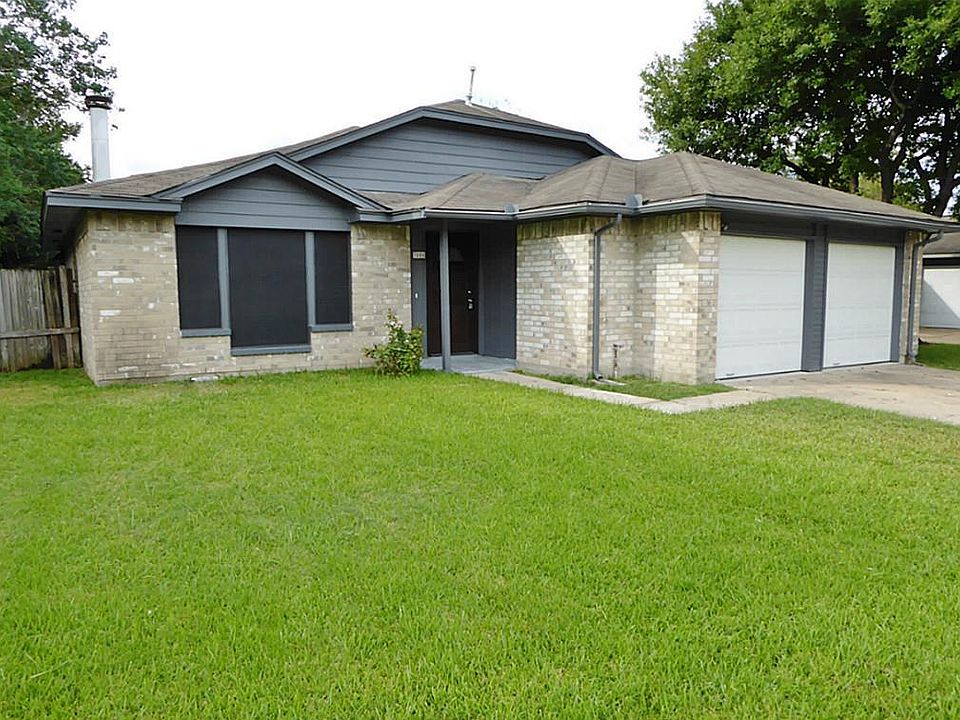 1st image of 3806 Redwood Falls Dr