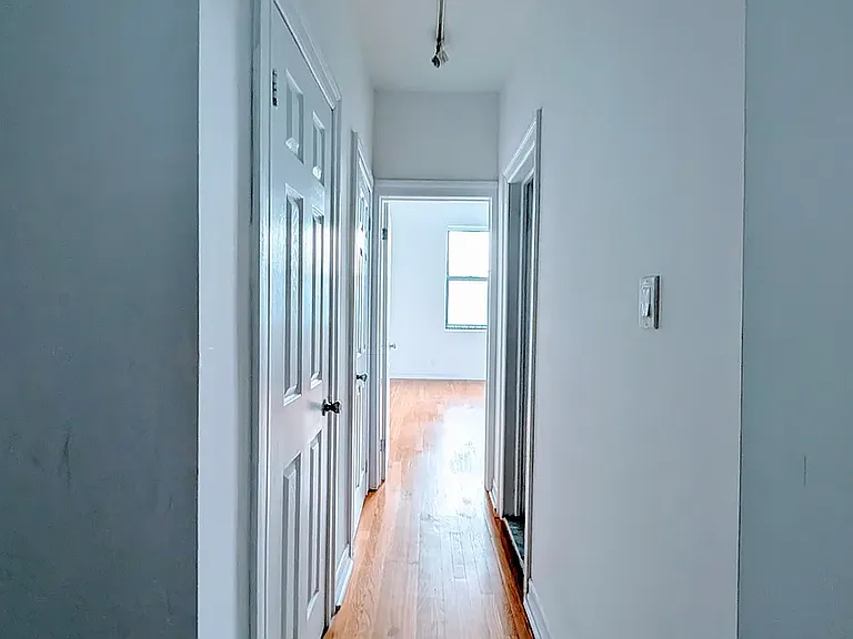 436 Eastern Pkwy #1L — Photo 4