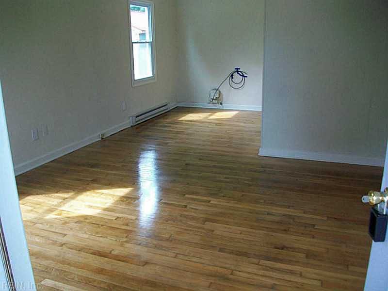 2nd image of 521 Woodfin Rd