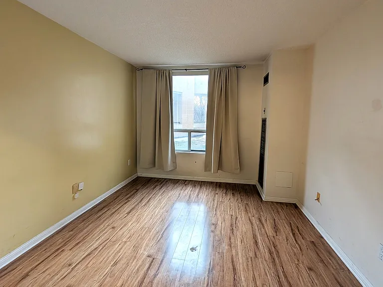1 Hickory Tree Rd #4 — Photo 12