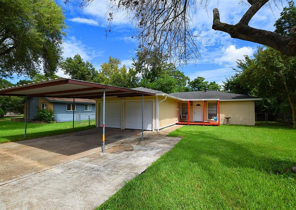 1st image of 809 Glenmore Dr