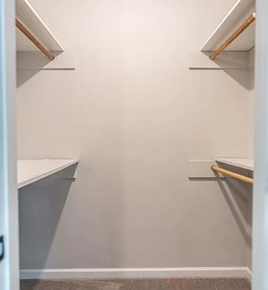 145 Sandhurst Pl — Photo 14