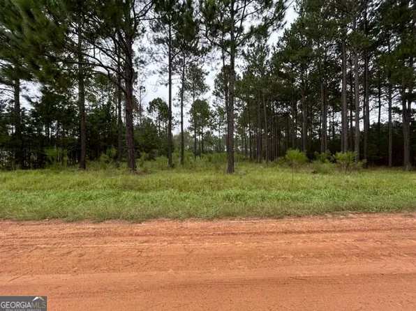165 Creekside Way, Metter, GA 30439