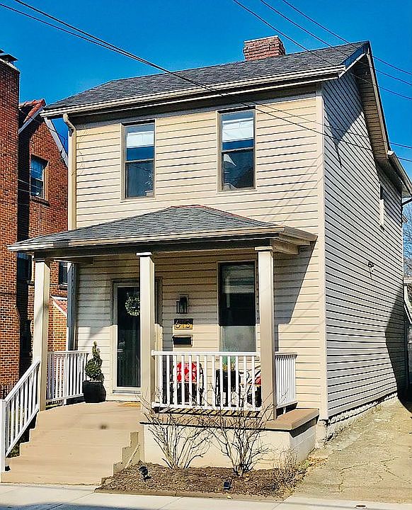 Welcome to 613 Straight St!