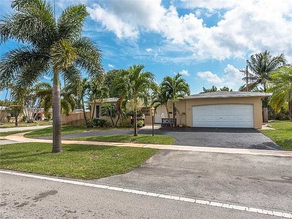 2nd image of 3464 NW 24th St