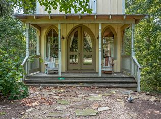 89 Park Pl, Irvington, VA 22480