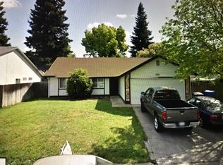 1300 Woodside Glen Way, Sacramento, CA 95833