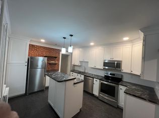 22 W Orange St, Lititz, PA 17543