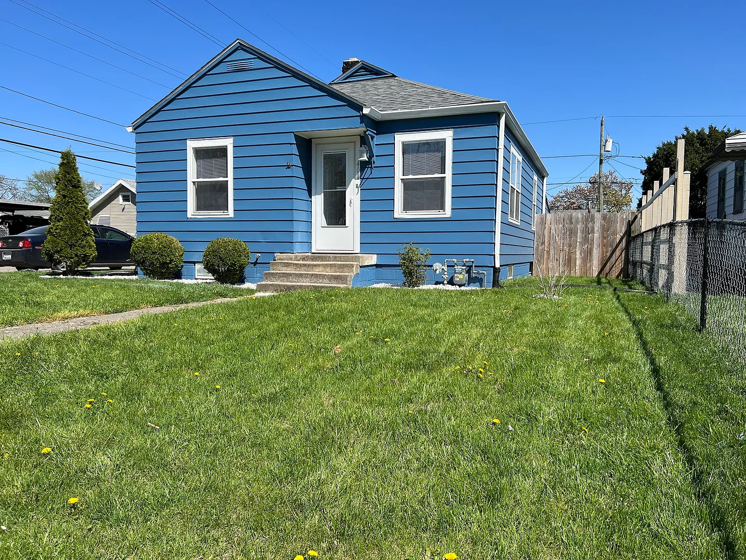 401 S Oakland Ave photo 1