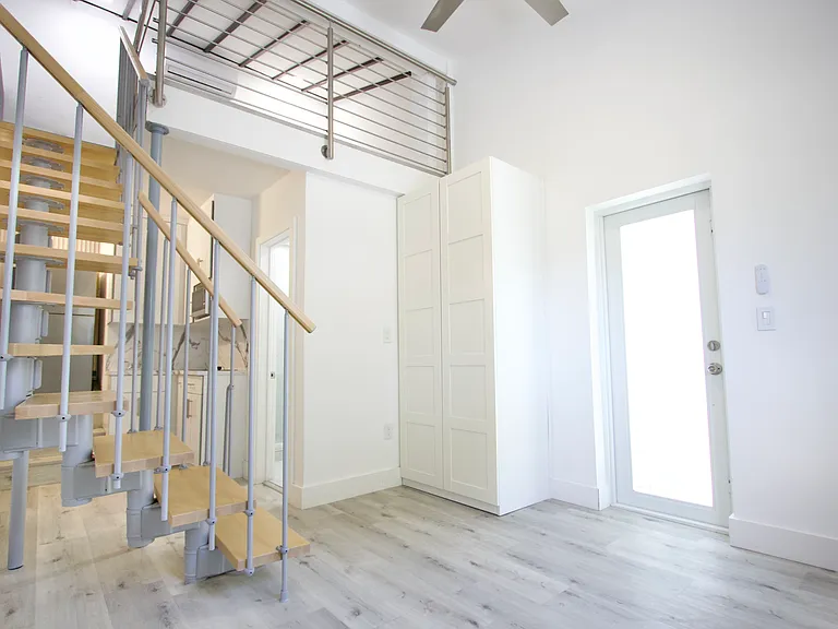 876 NE 81st St #2 — Photo 3