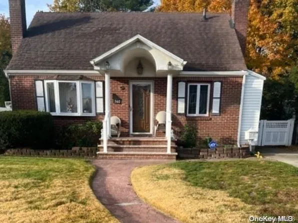 (undisclosed Address), Uniondale, NY 11553