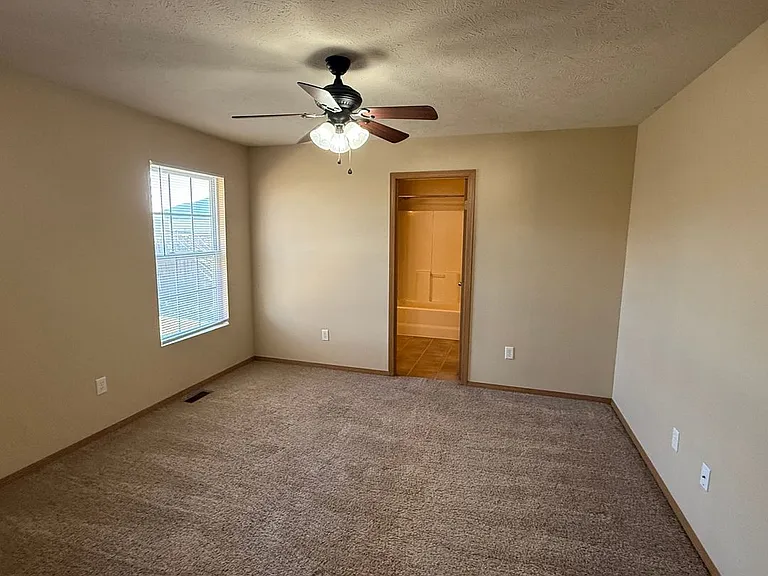 1152 S Canton Ave — Photo 10