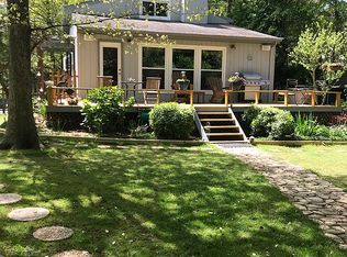 27 Kings Point Dr, Hampton, VA 23669