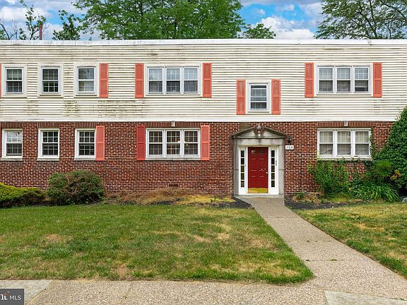 5th image of 114 E Cherry Parke
