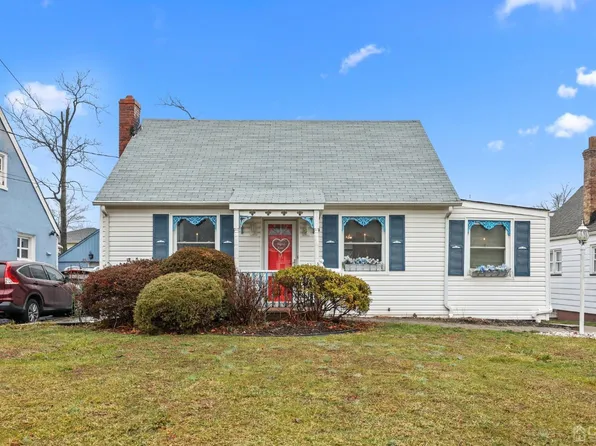 728 Vincent Pl, Perth Amboy, NJ 08861