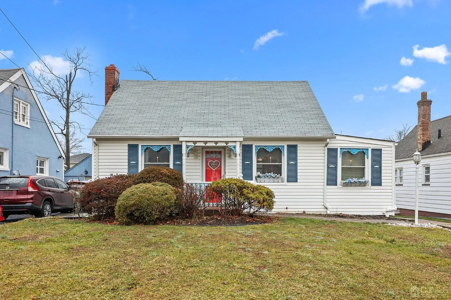 728 Vincent Pl photo 1