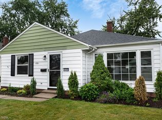 430 E 309th St, Willowick, OH 44095