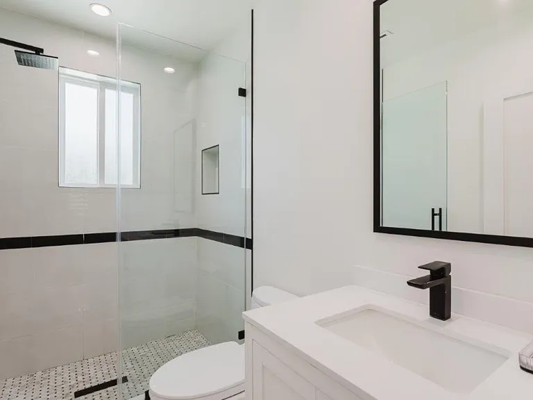 8119 Shadyglade Ave — Photo 44