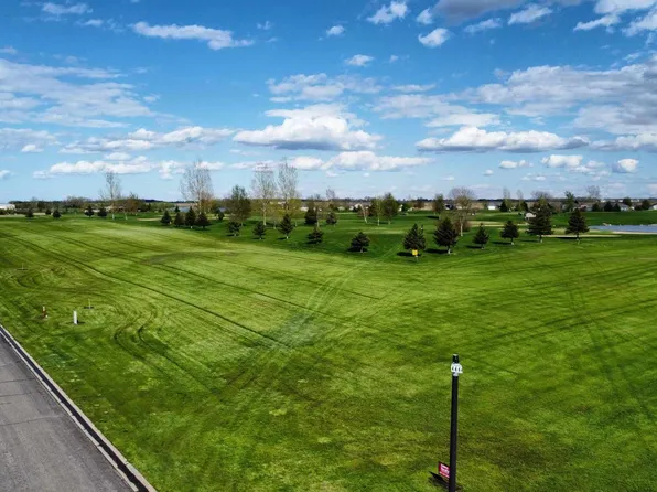 1011 Eastbay Ave, Balaton, MN 56115