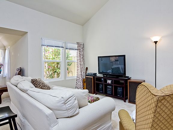 5th image of 15913 Avenida Villaha Unit 44