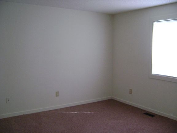 3rd image of 100 Jefferson St #A
