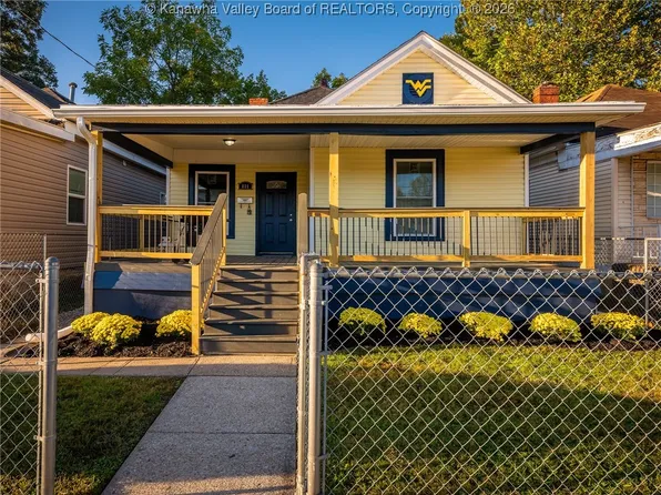 811 7th St, Charleston, WV 25302