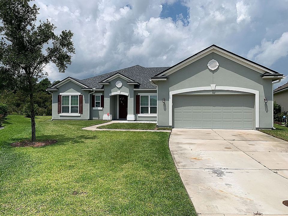 1st image of 111 Estero Ct